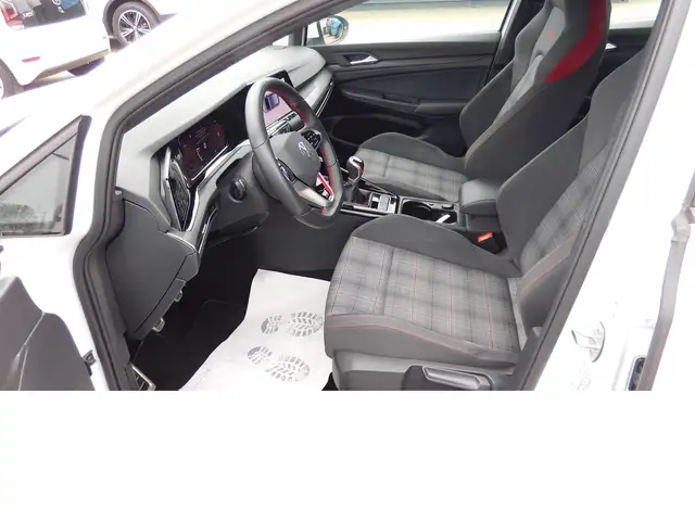 Volkswagen Golf view 10