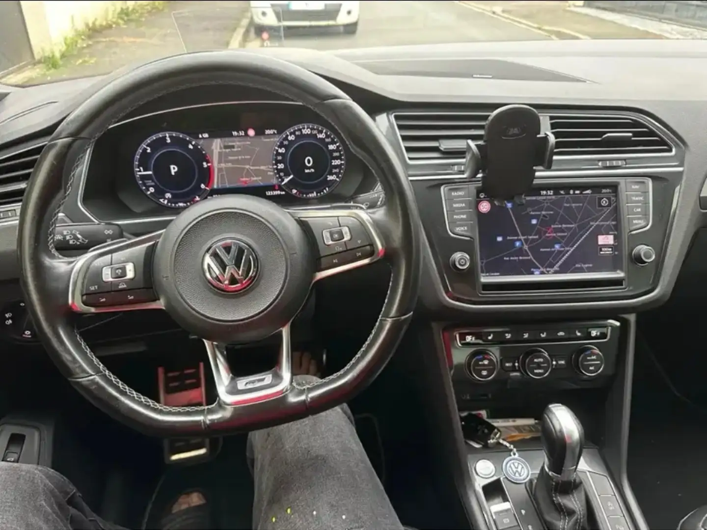 Volkswagen Tiguan 2.0 TDI 150 FAP BlueMotion Technology Carat 4Motio - 2