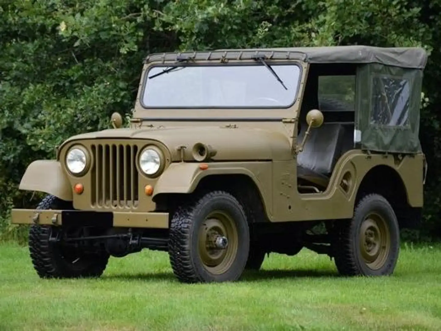 Jeep CJ-5 Коричневий - 2