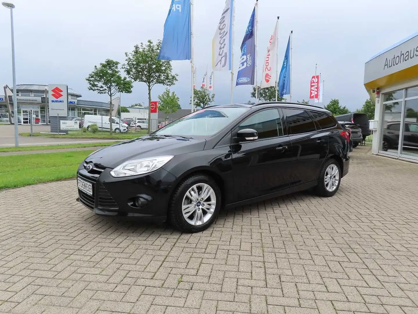 Ford Focus Turnier Trend m. KLIMA+PDC+B/C+NSW+ALU+GJR Zwart - 2