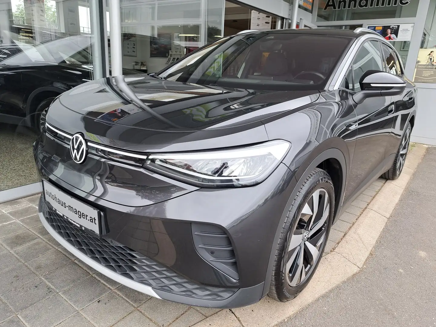 Volkswagen ID.4 Pro Performance 150 kW 1st Grau - 1