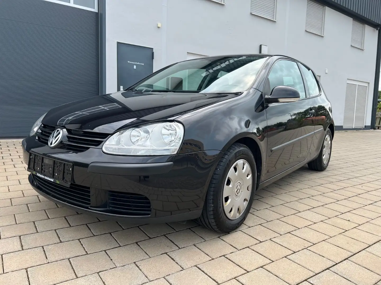 Volkswagen Golf V Lim. Trendline Schwarz - 2