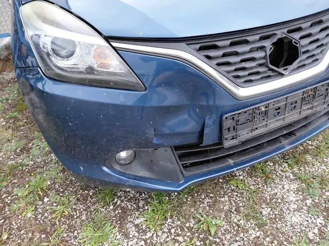 Suzuki Baleno 1.0 Boosterjet Comfort mit Frontschaden