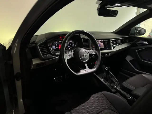 Audi A1 view 2