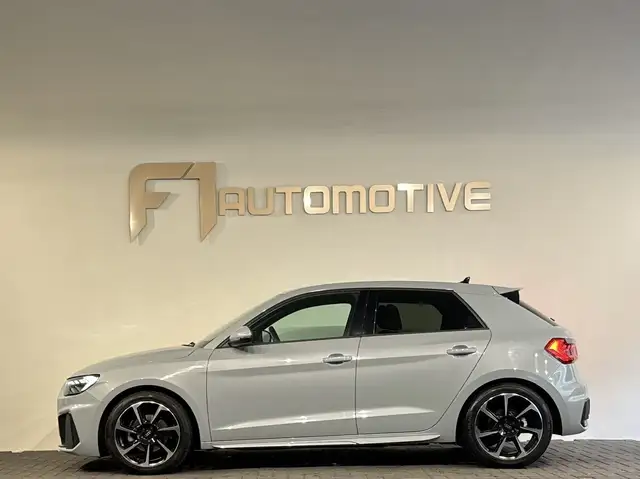 Audi A1 view 10