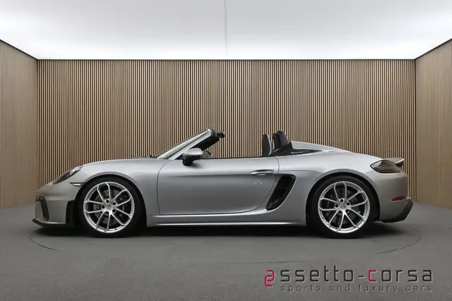 Porsche 718 Boxster main image