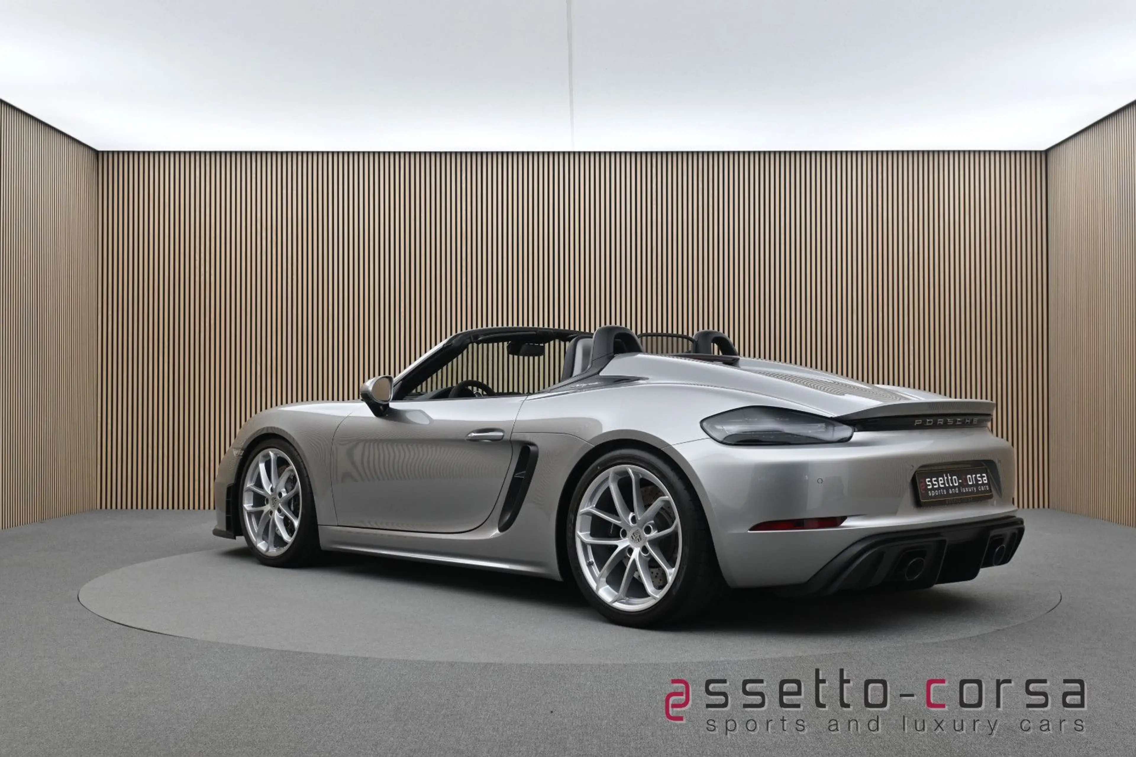 Porsche Boxster 718 Boxster Spyder*18-W*PDC*CarPlay — photo 2