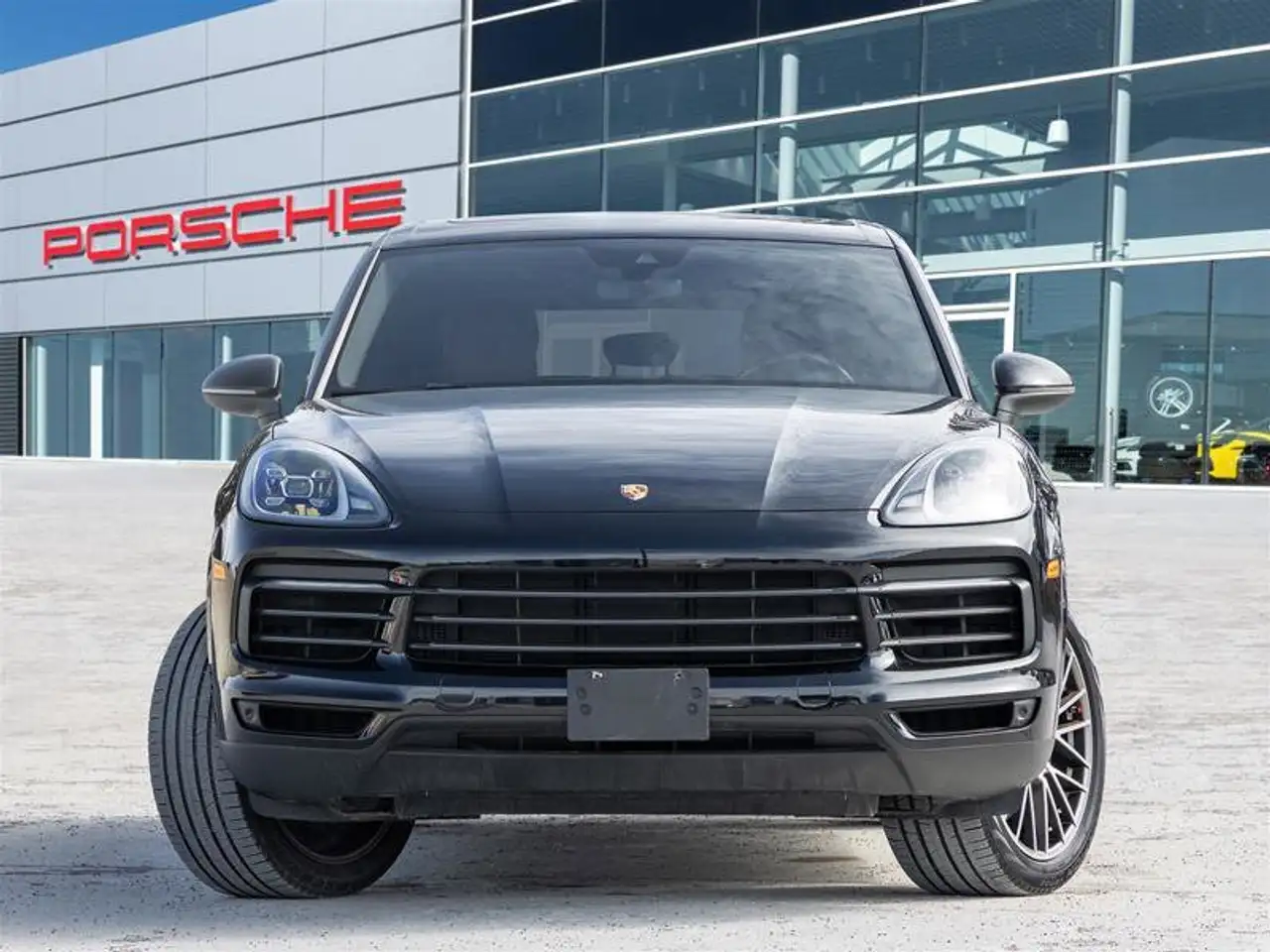 Porsche Cayenne снимка Porsche Cayenne