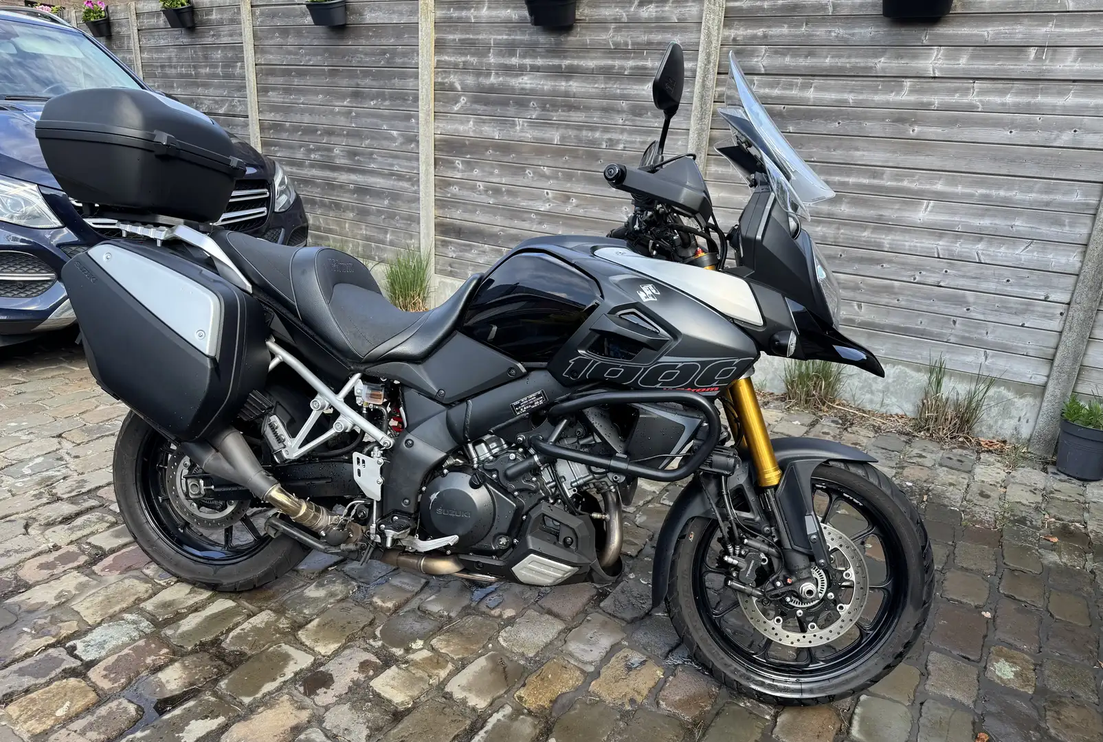 Suzuki V-Strom 1000 - 1