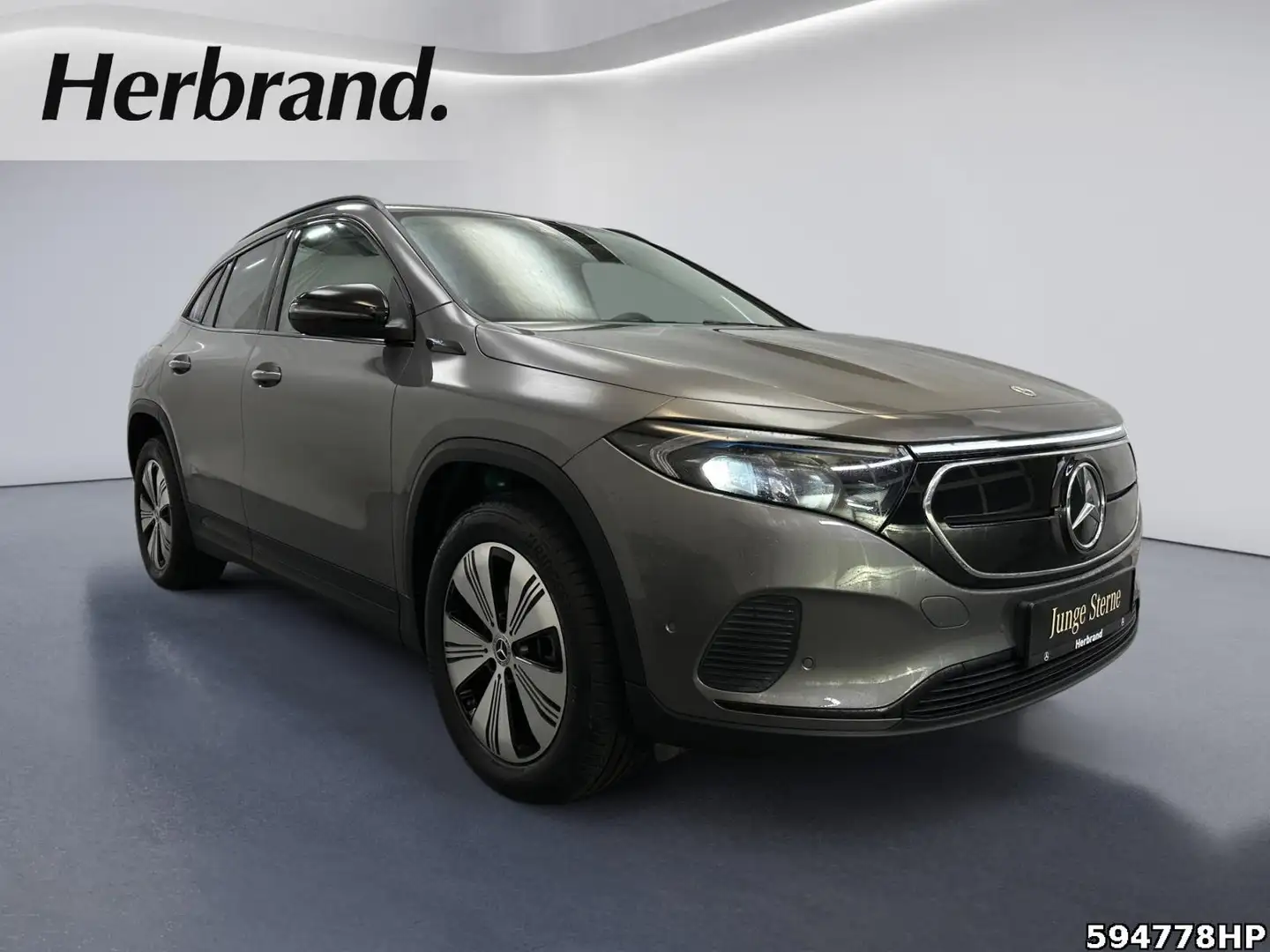 Mercedes-Benz EQA 250 Progressive Night Head-Up Kamera LED 18" Gris - 2