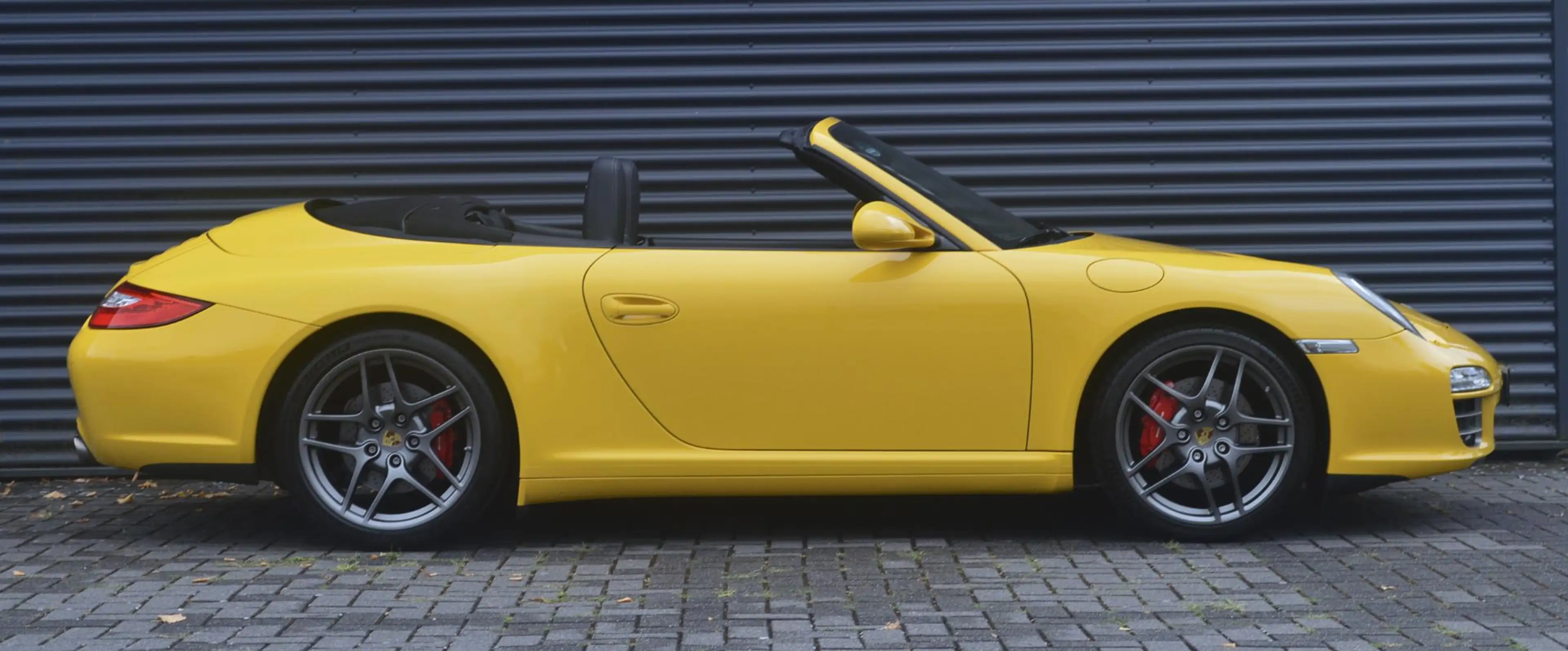 Porsche 997 997.2 3.8 Carrera 4S Cabriolet — photo 5