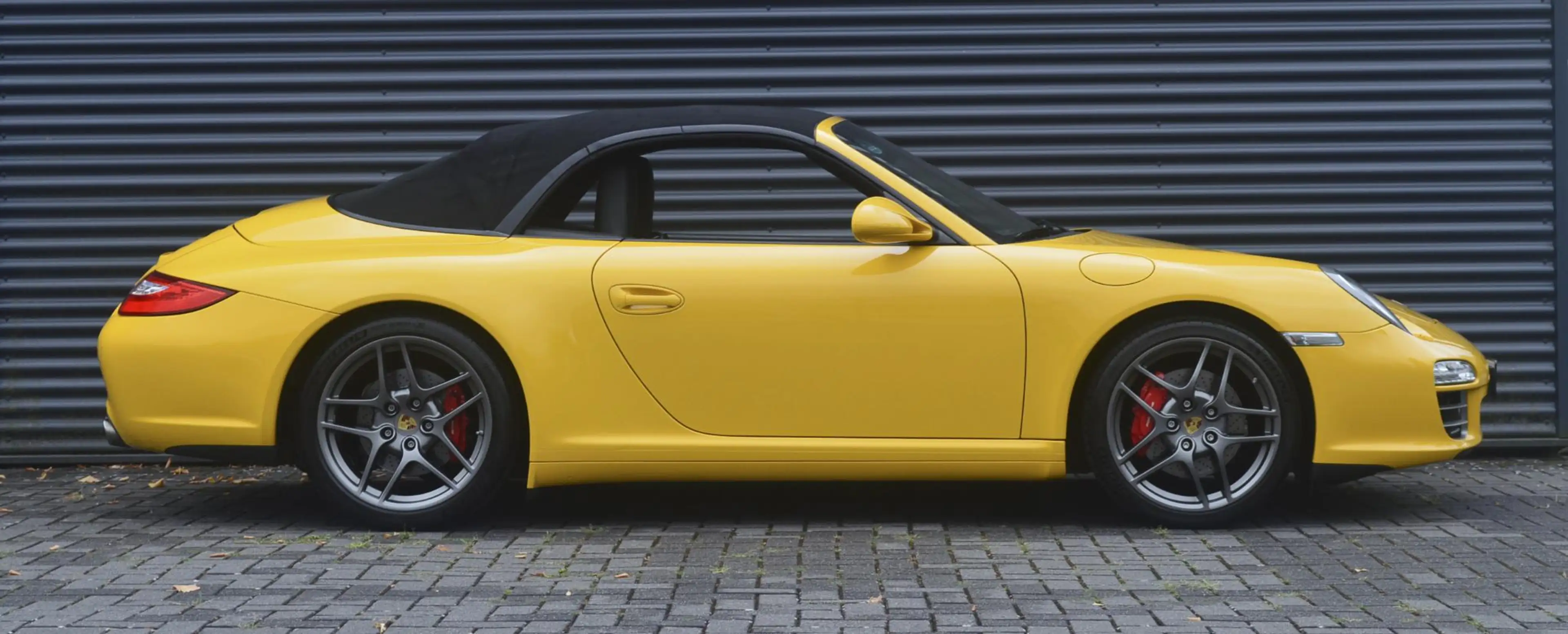 Porsche 997 997.2 3.8 Carrera 4S Cabriolet — photo 14