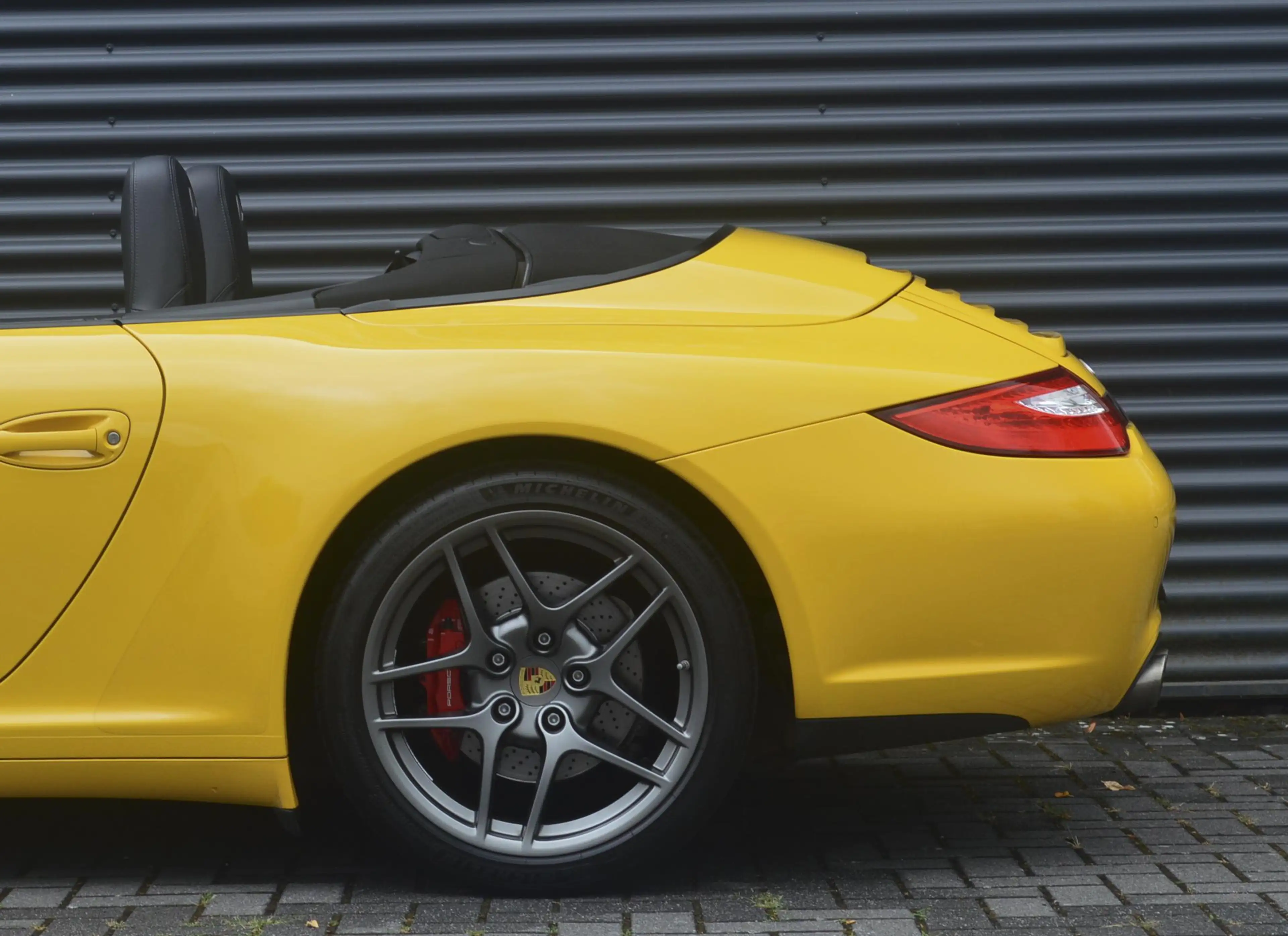 Porsche 997 997.2 3.8 Carrera 4S Cabriolet — photo 13