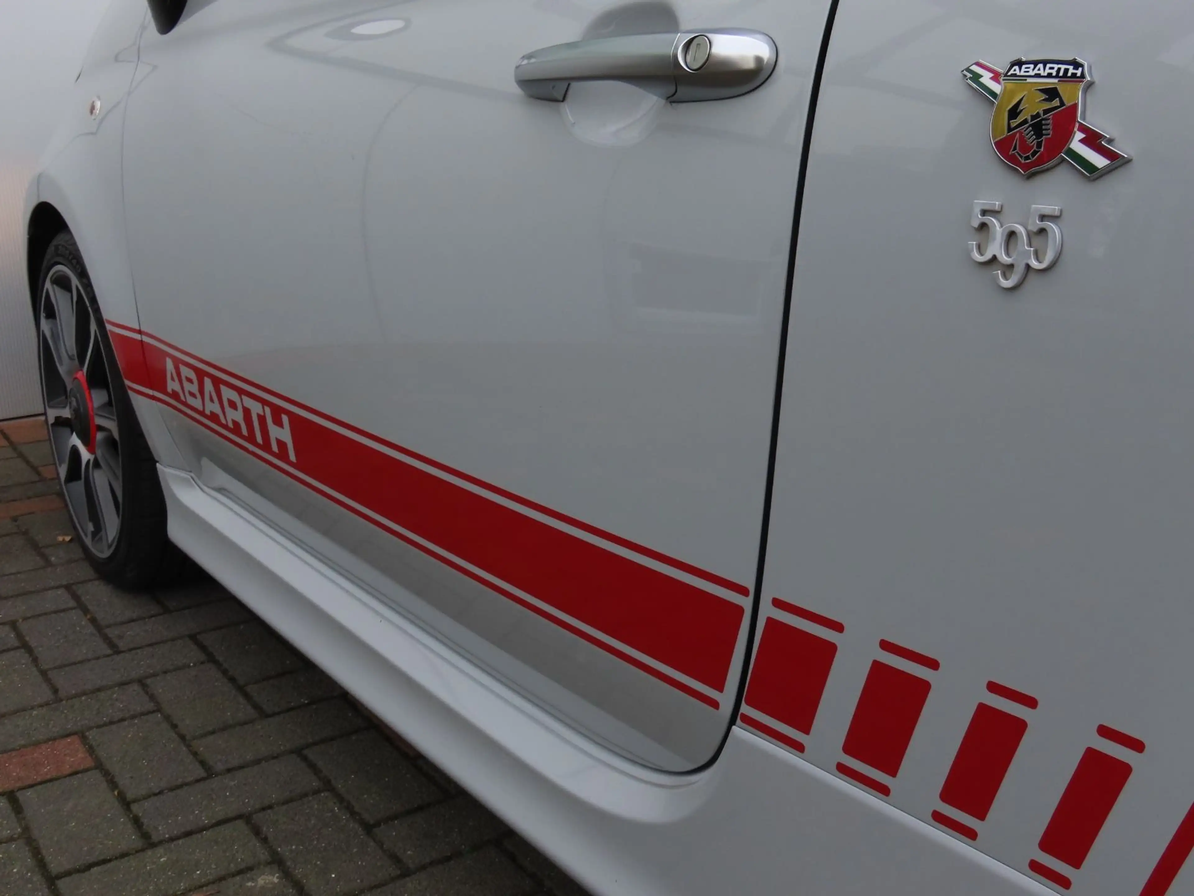 Abarth 595C 1.4 T-Jet 16V Estetico Paket Sport-AGA — photo 11