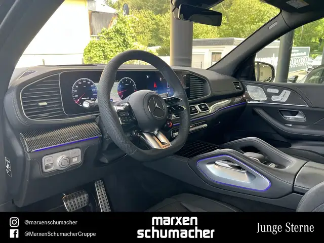 Mercedes-Benz GLS view 9