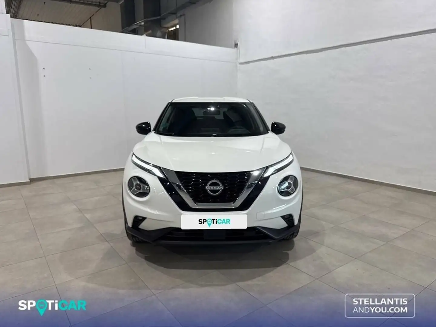 Nissan Juke DIG-T 84 kW (114 CV) 6M/T Acenta Wit - 2
