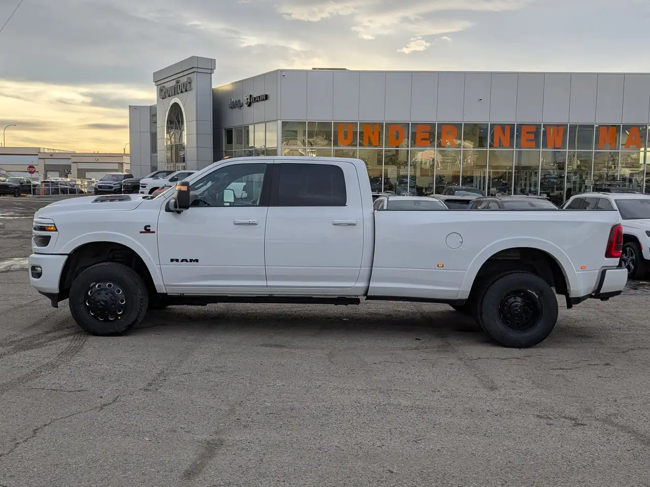 RAM 3500 снимка RAM 3500
