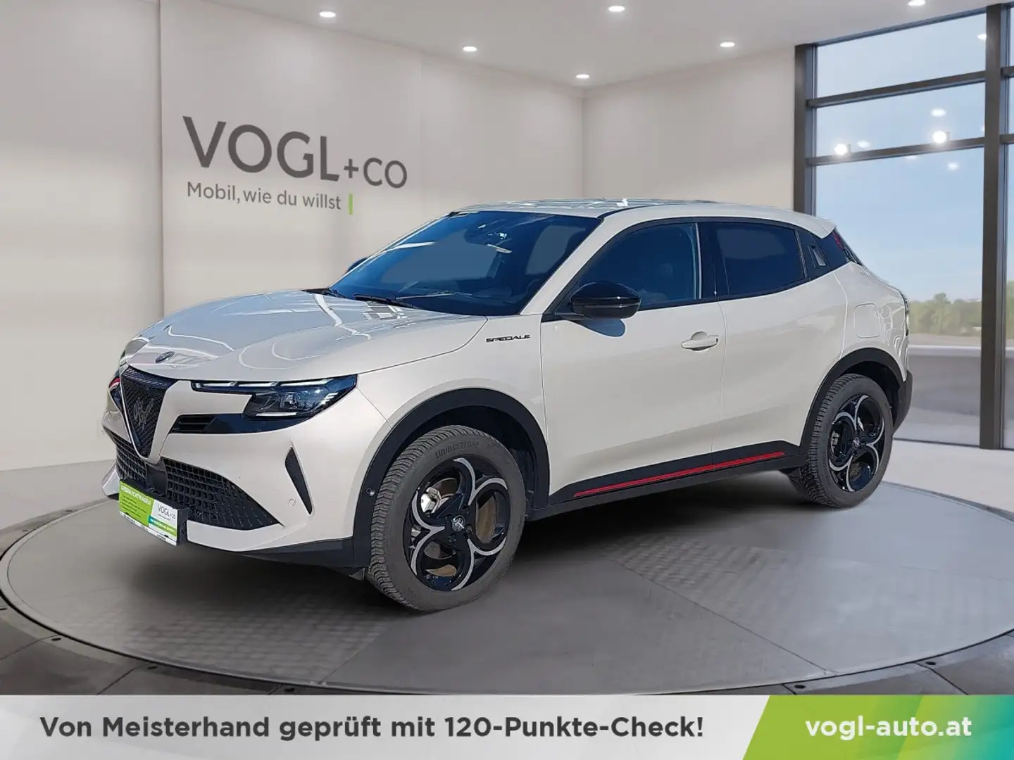 Alfa Romeo Junior Ibrida Speciale 1.2 MHEV e-DCT6 Grau - 1
