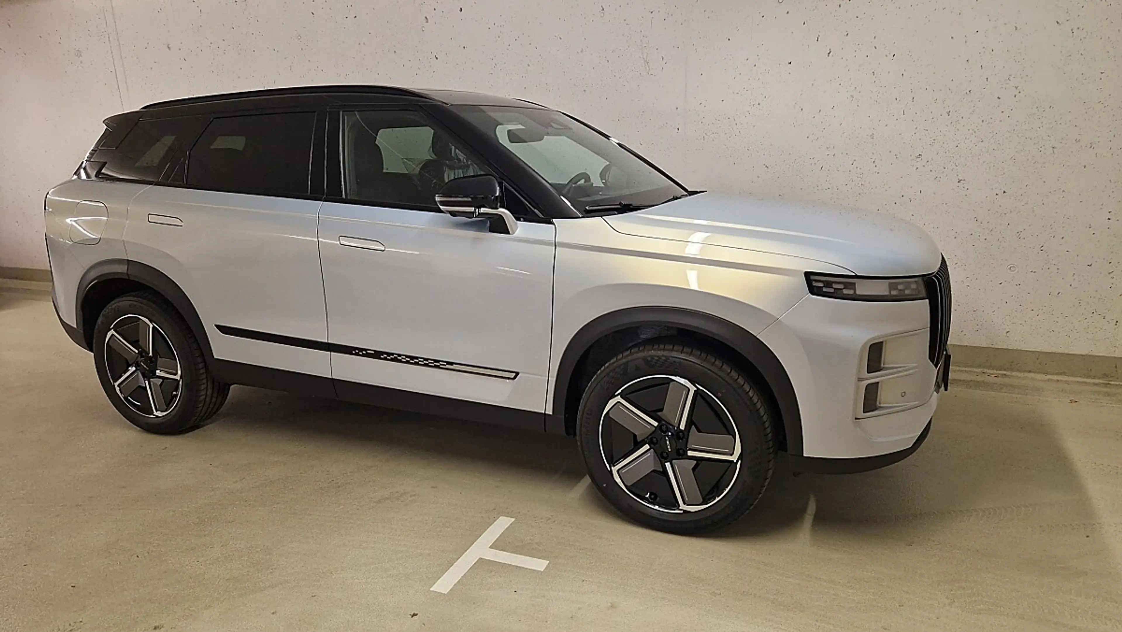 Jaecoo J7 7 PHEV Premium Line Aut. — photo 9