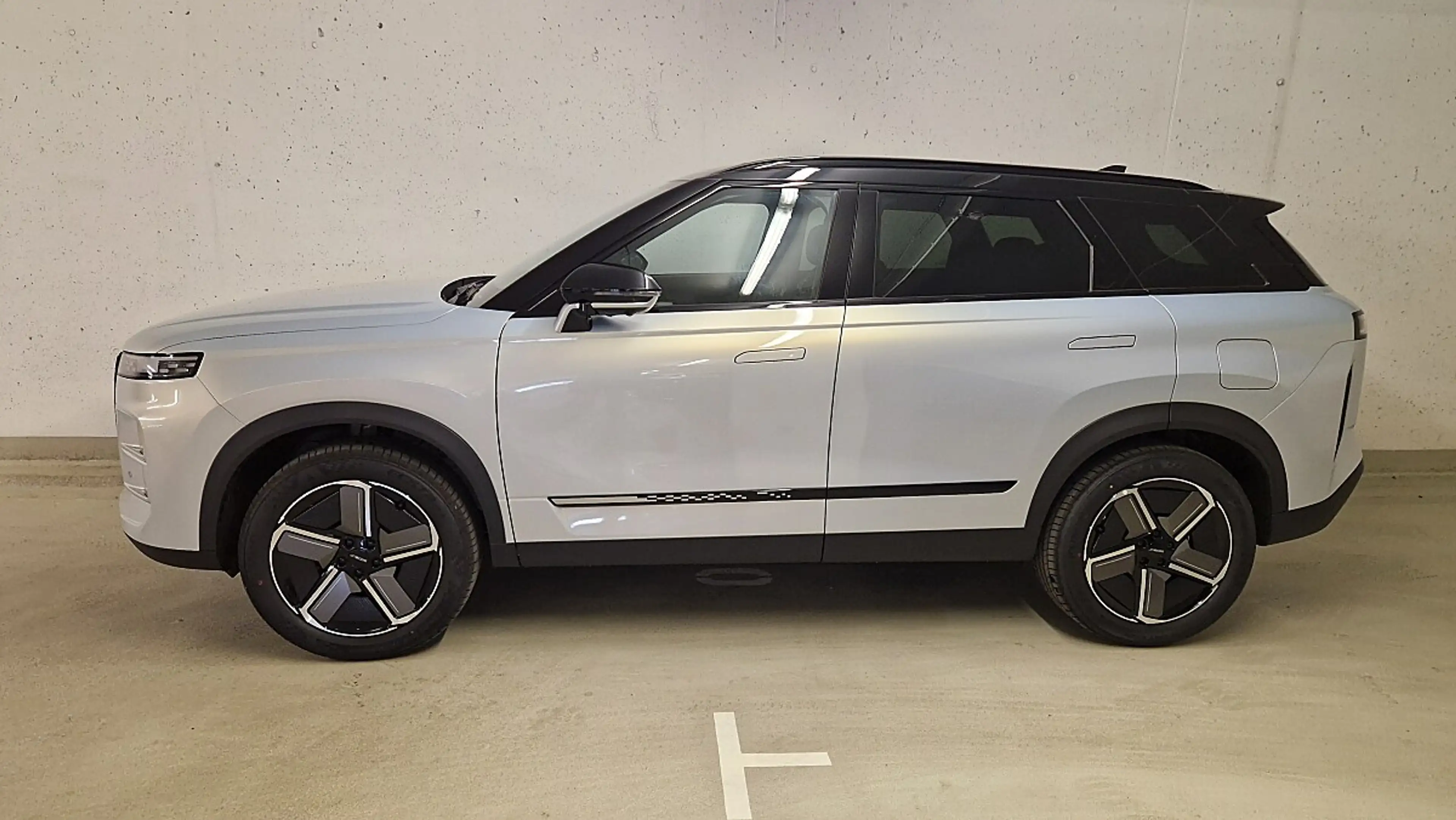 Jaecoo J7 7 PHEV Premium Line Aut. — photo 3