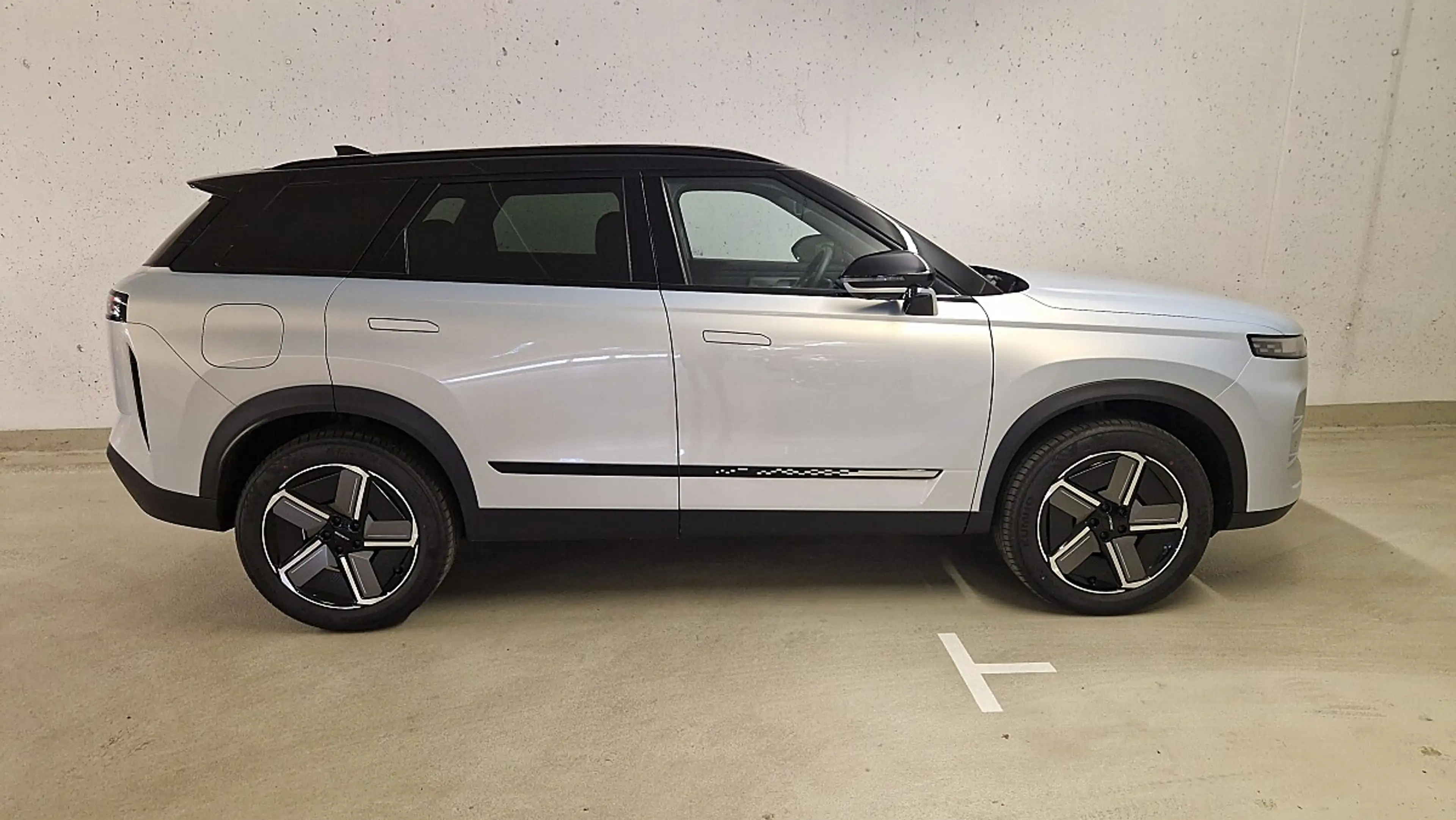 Jaecoo J7 7 PHEV Premium Line Aut. — photo 10
