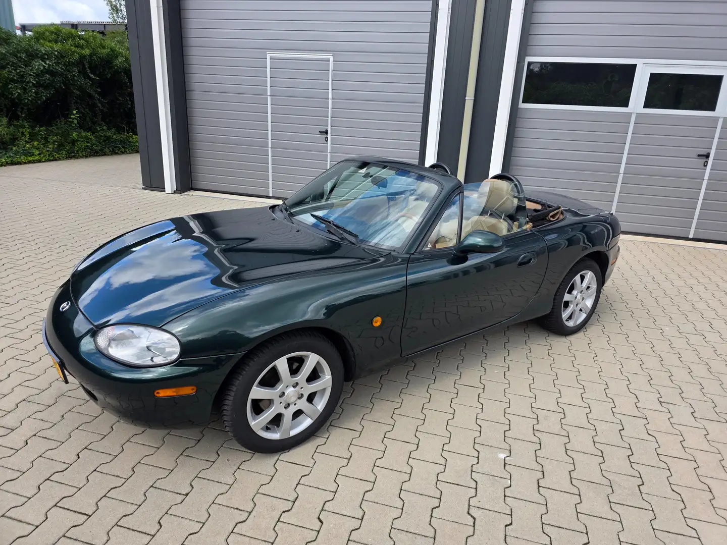 Mazda MX-5 1.6i Special Edition Nardi, British Racing Green Groen - 2
