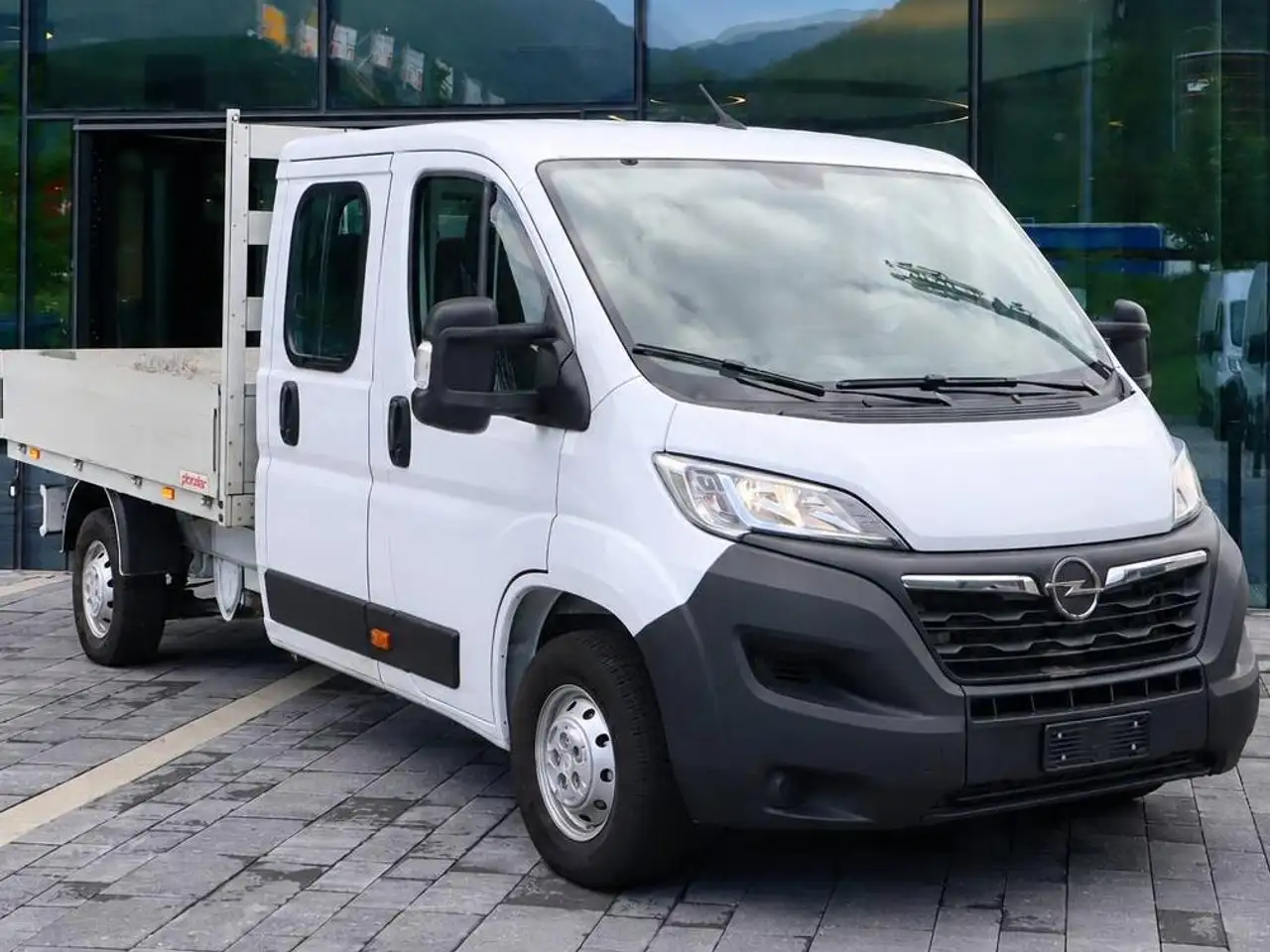 Opel Movano