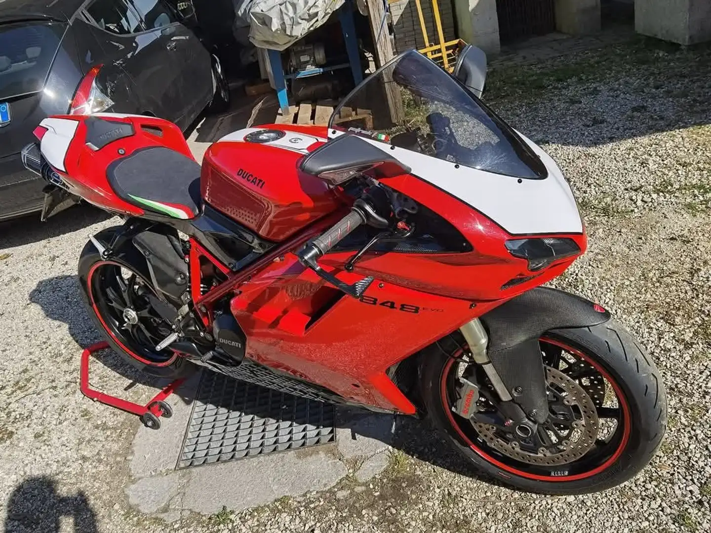 Ducati 848 EVO Rosso - 2