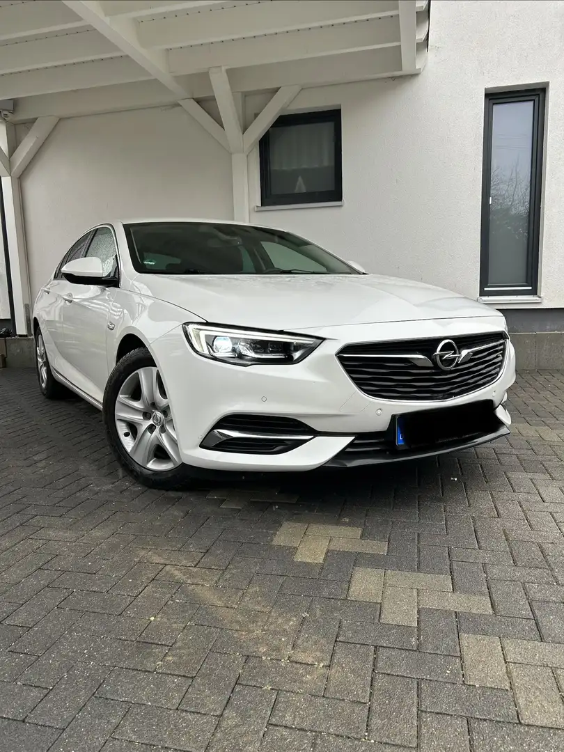 Opel Insignia Innovation Weiß - 1