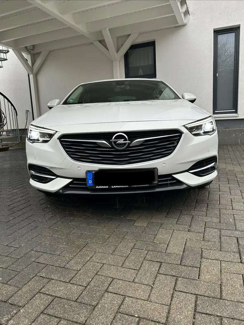 Opel Insignia Innovation Weiß - 2