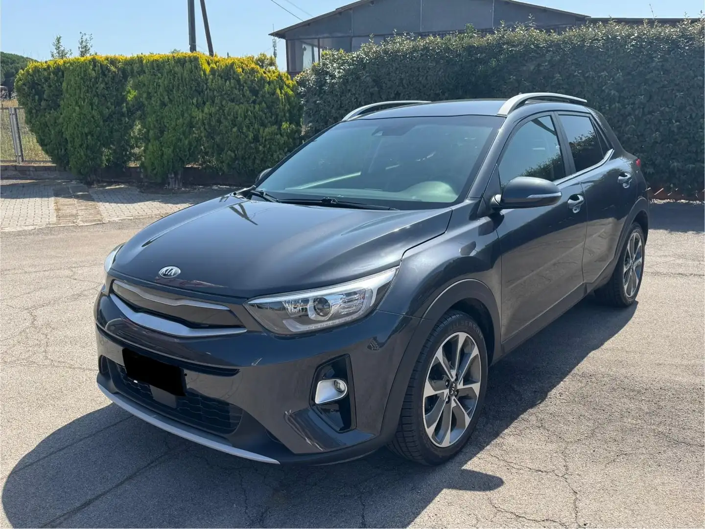 Kia Stonic Stonic 1.6 crdi Energy 110cv Gris - 2