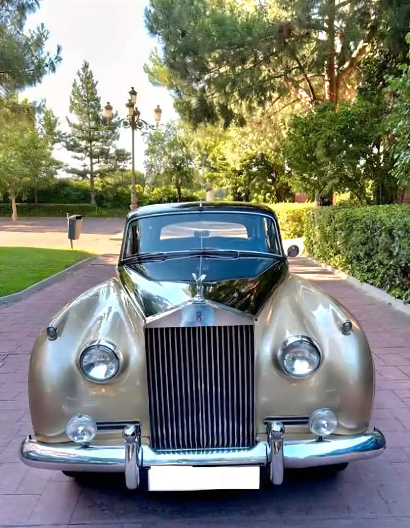 Rolls-Royce - 2