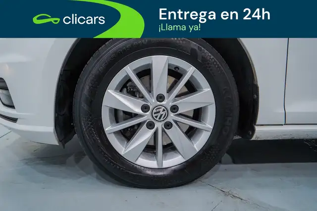 Volkswagen Golf view 11