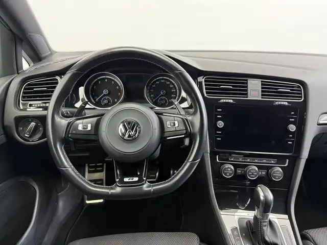 Volkswagen Golf view 10