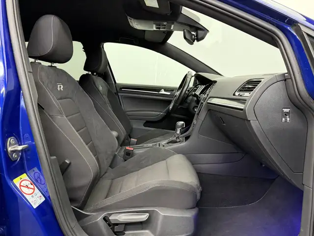Volkswagen Golf view 14