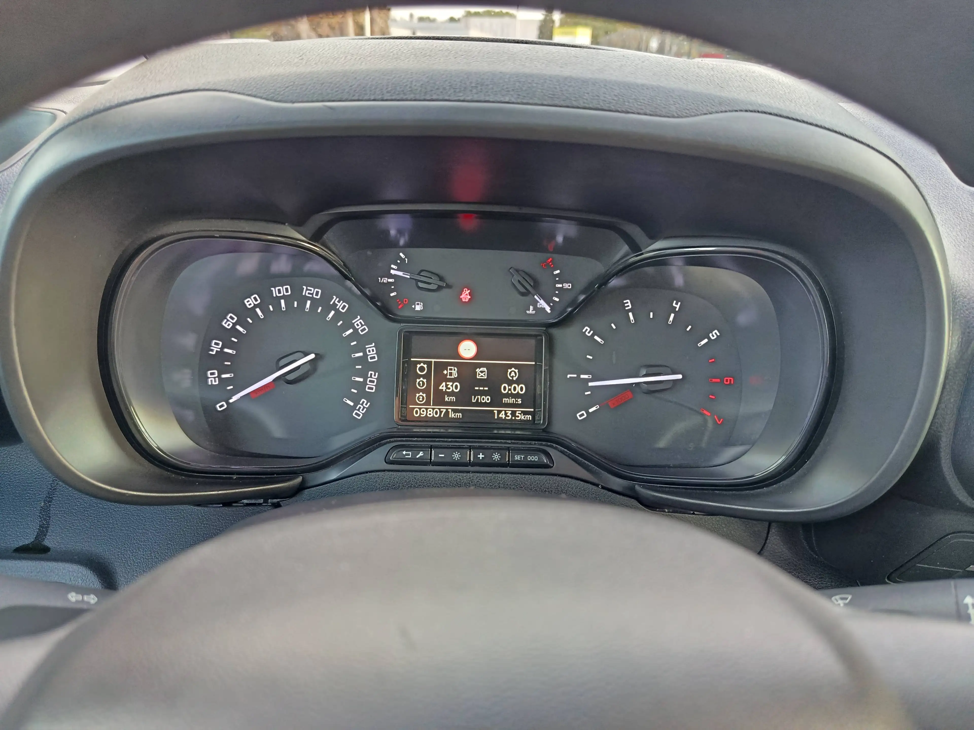 Citroen Berlingo Berlingo 1.2 PureTech M Live S — photo 5