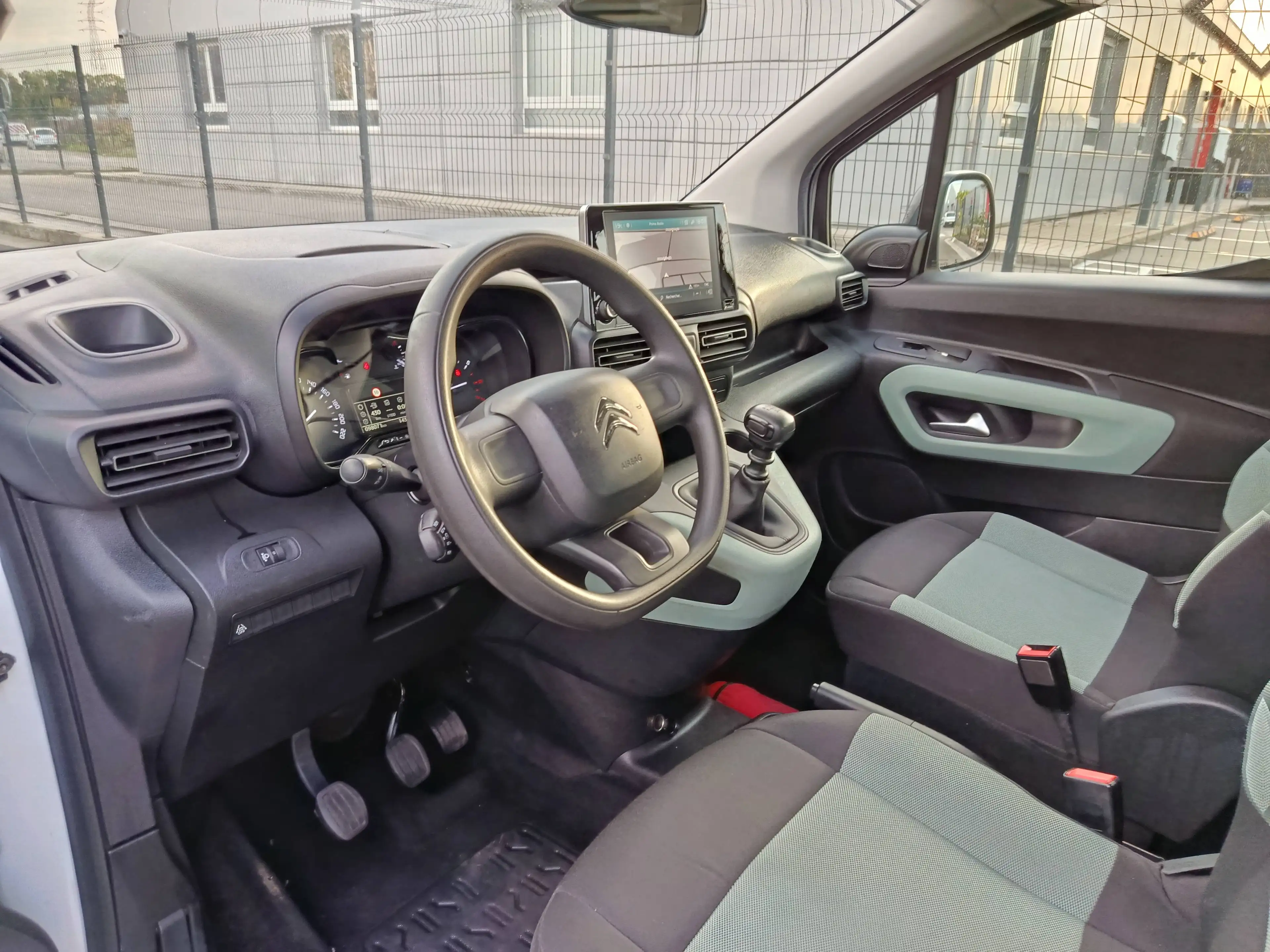 Citroen Berlingo Berlingo 1.2 PureTech M Live S — photo 7