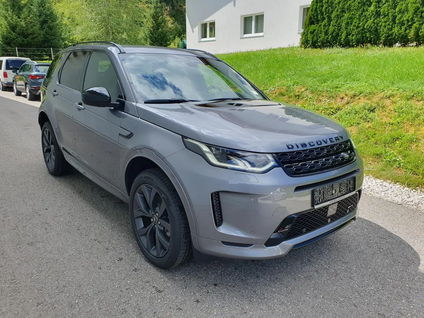 Land Rover Discovery Sport R-Dynamic SE AWD Black Pack, Winterpaket, Sound... Grey - 2