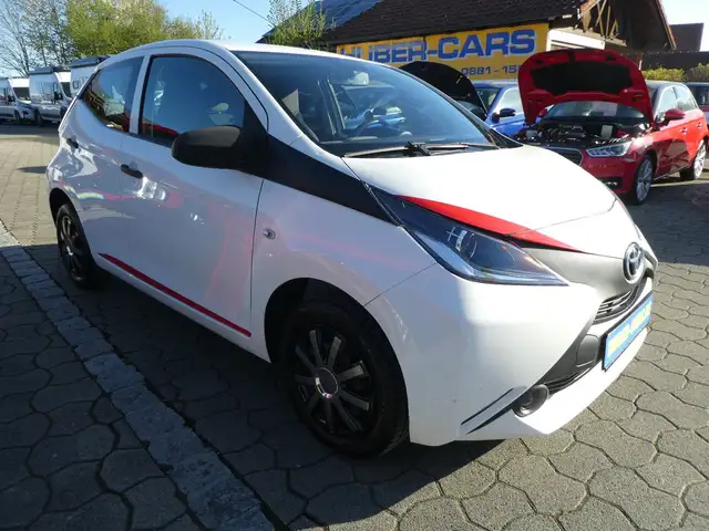 Toyota Aygo AYGO x TÜV 7/27