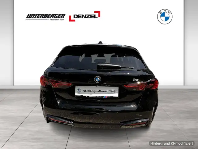 BMW 1 Series view 4