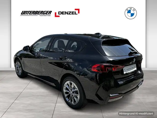BMW 1 Series view 5