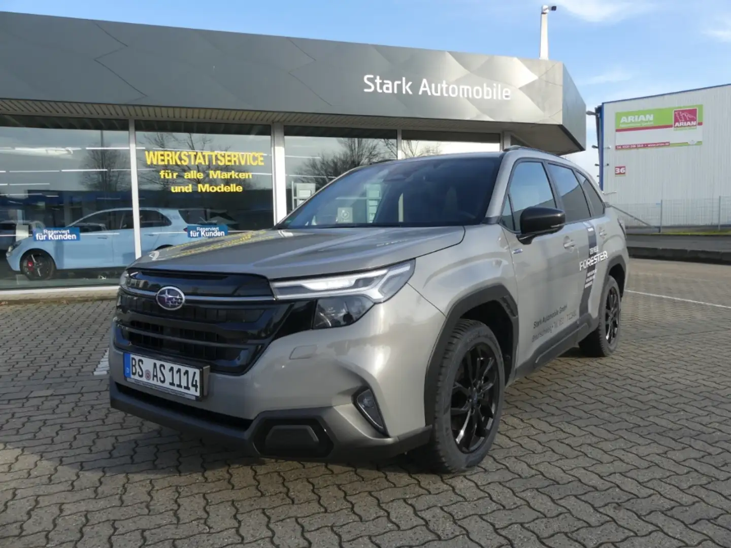 Subaru Forester Platinum 2.0ie E-Boxer Panodach Navigation Sitzhei Grau - 1