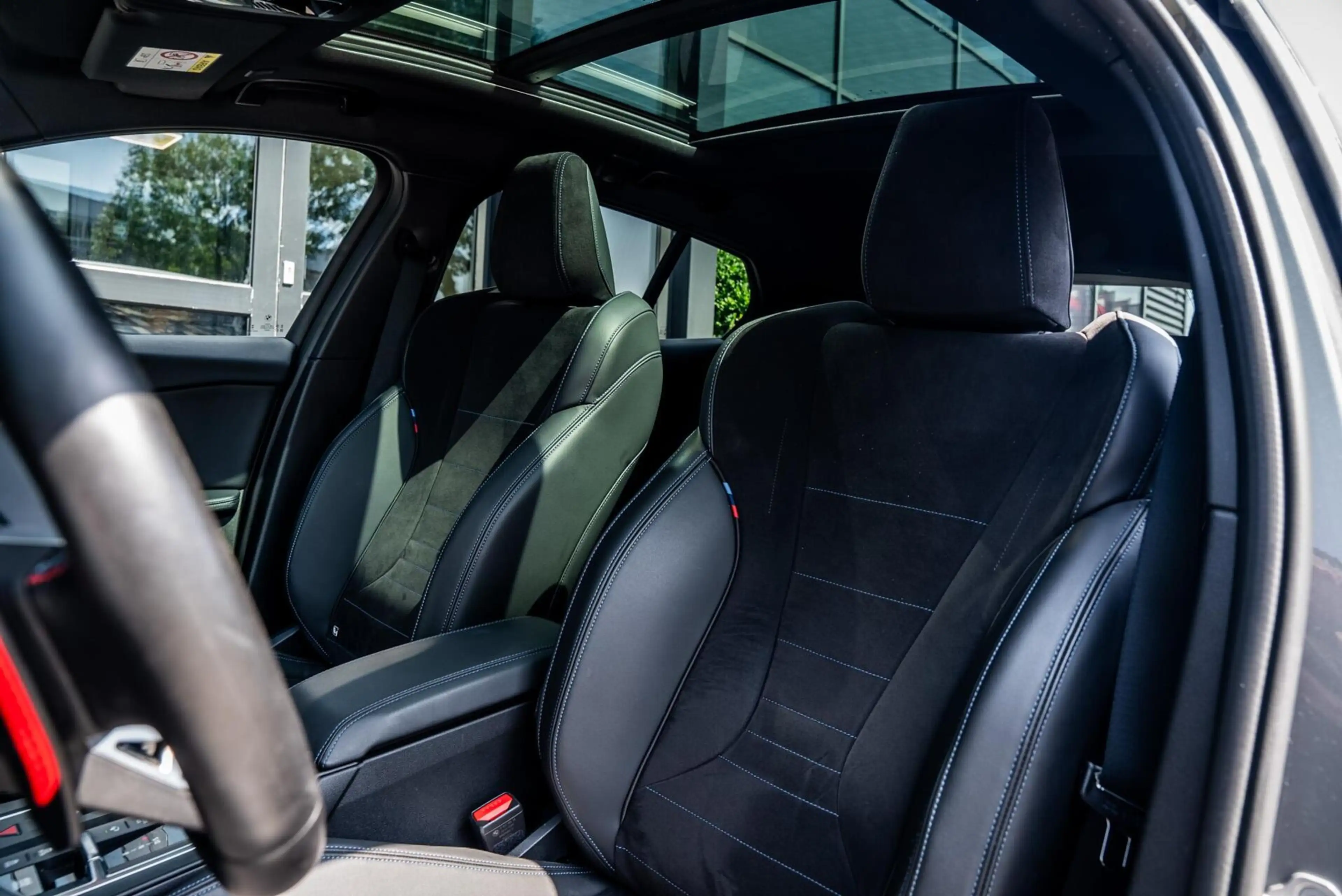 BMW 135 1-serie M135 xDrive|PANO|H&K|360|HEAD-IP|MEMORY|SF — photo 14