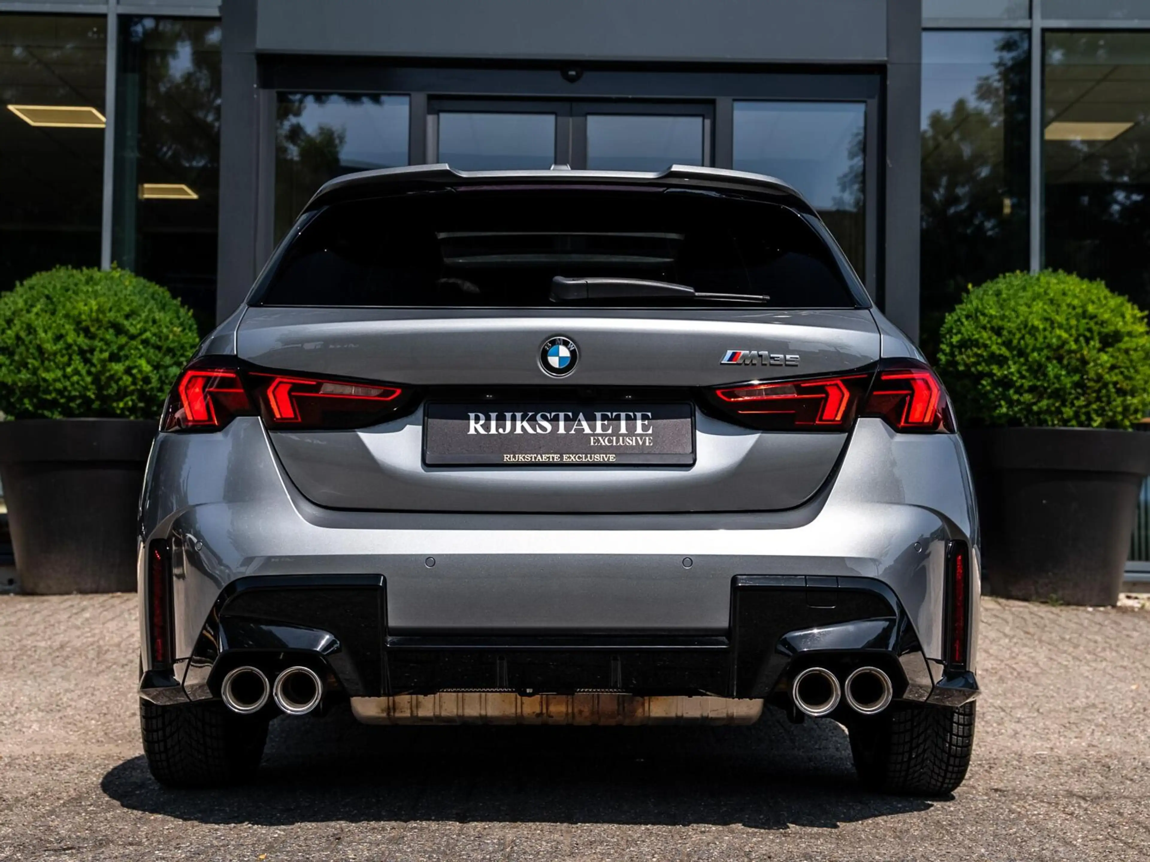 BMW 135 1-serie M135 xDrive|PANO|H&K|360|HEAD-IP|MEMORY|SF — photo 8