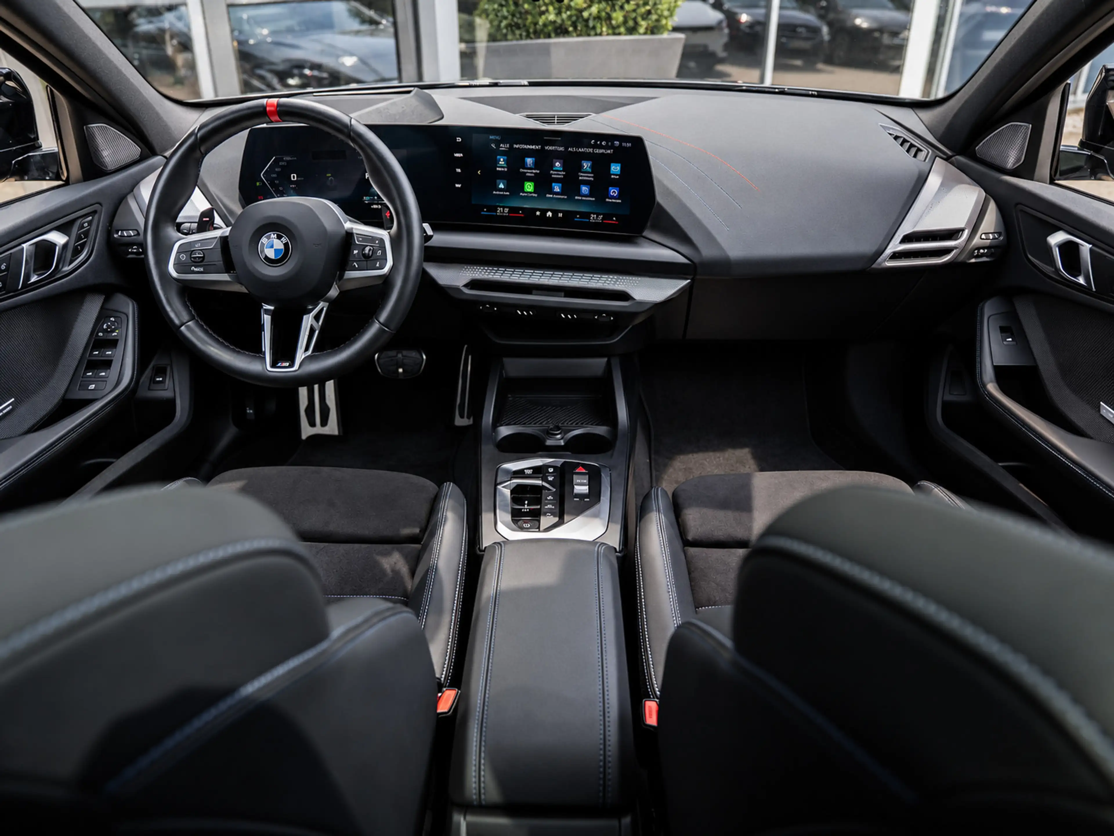 BMW 135 1-serie M135 xDrive|PANO|H&K|360|HEAD-IP|MEMORY|SF — photo 10