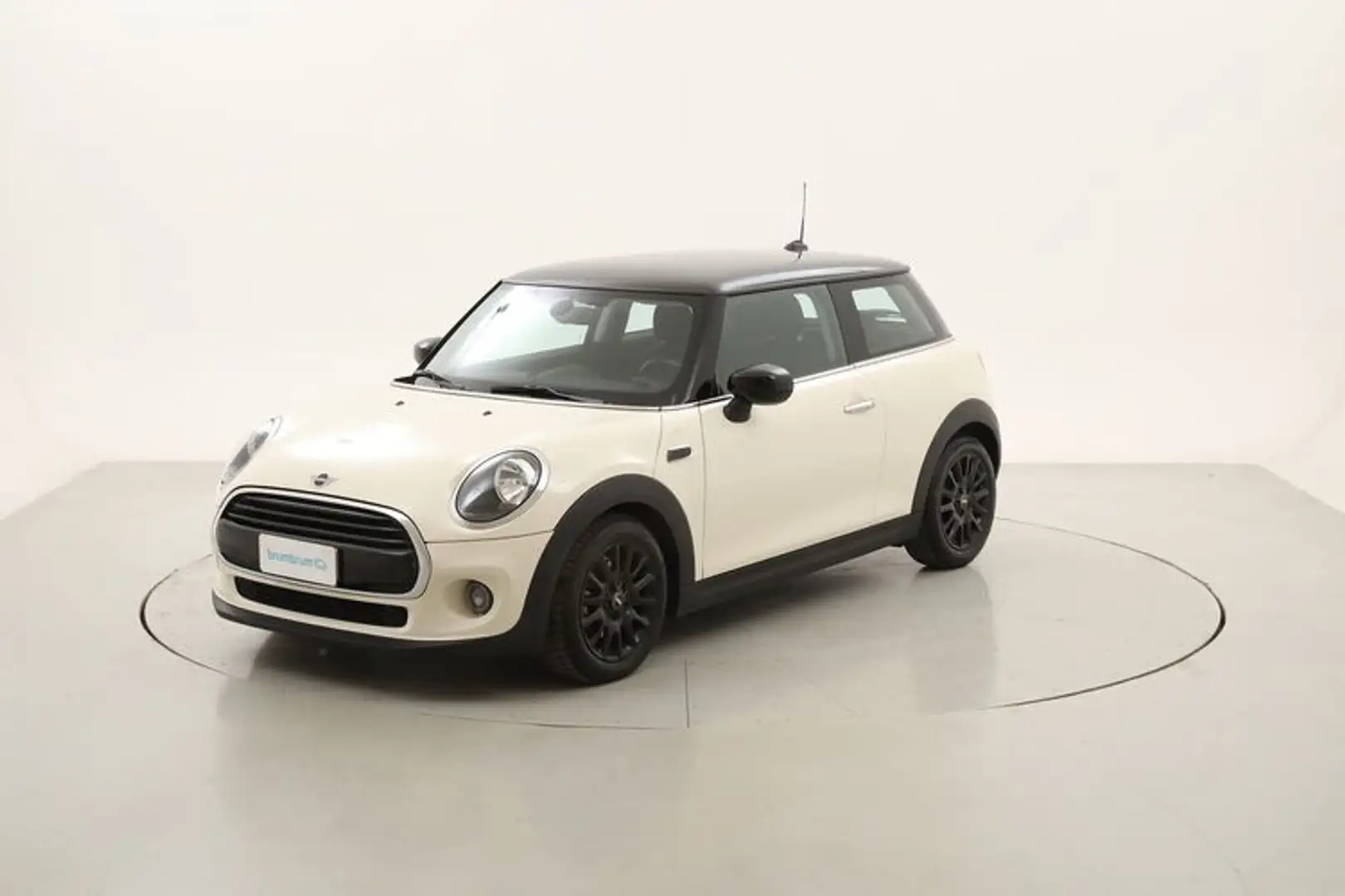 MINI Cooper Cooper Boost 1.5 Benzina 136CV Bianco - 1