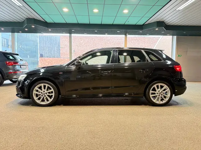 Audi A3 view 8