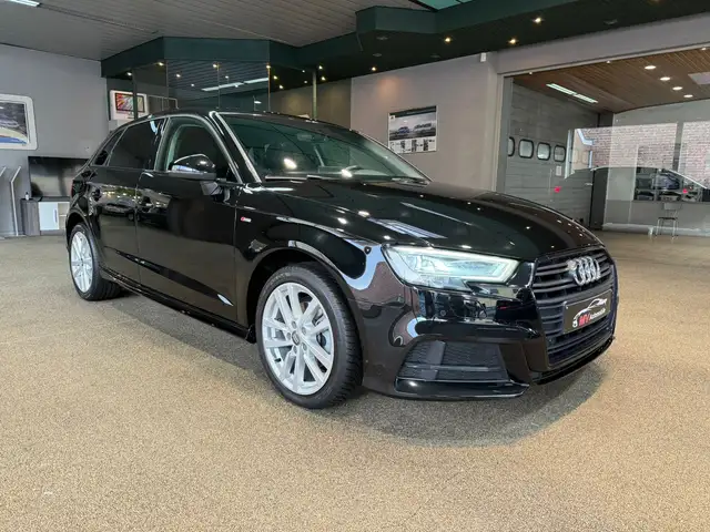 Audi A3 view 3