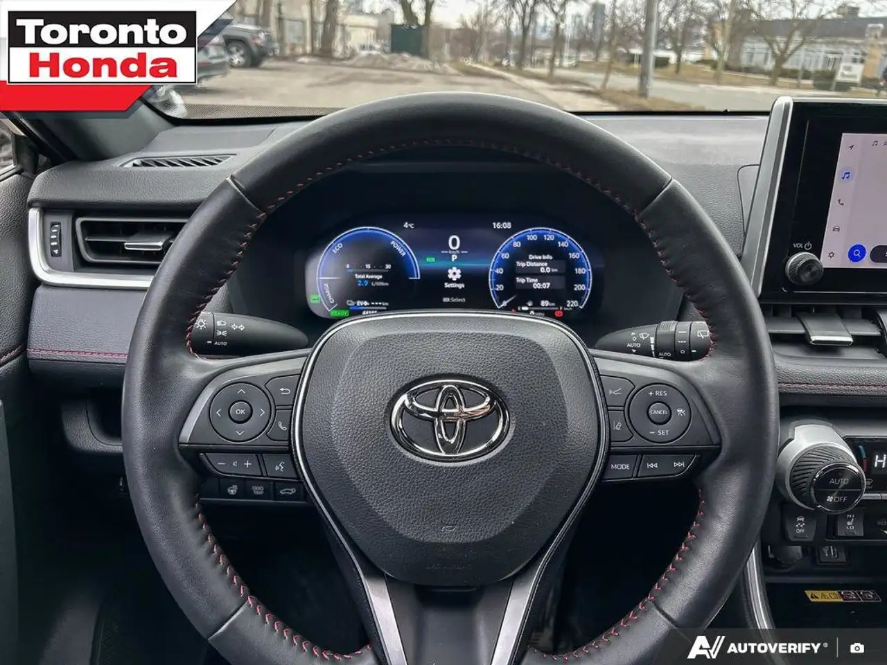 Toyota RAV 4 Prime снимка Toyota RAV 4 Prime