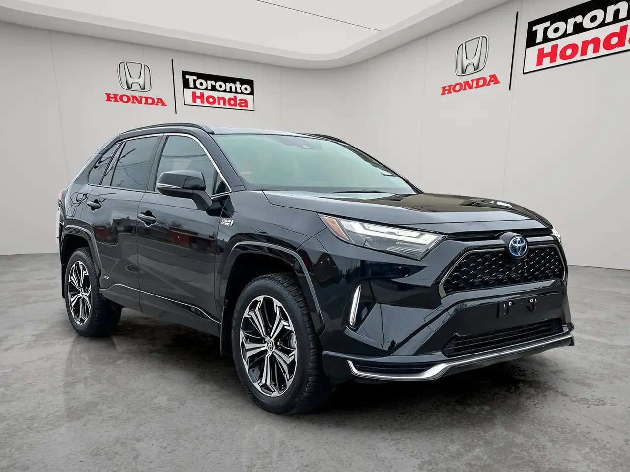 Toyota RAV 4 Prime снимка Toyota RAV 4 Prime